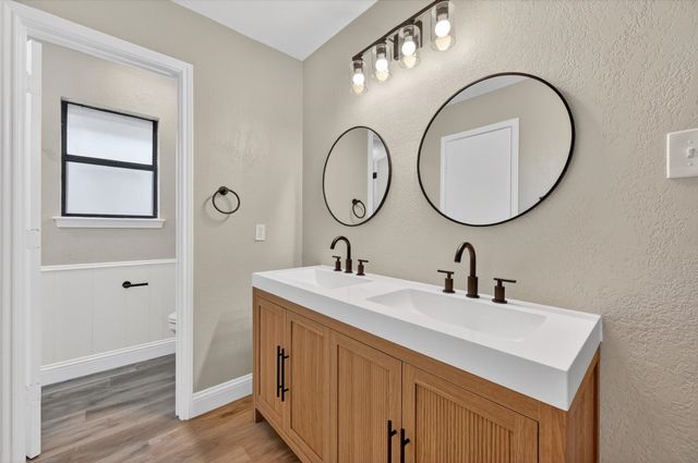2515 Avonhill Drive, Arlington, TX 76015