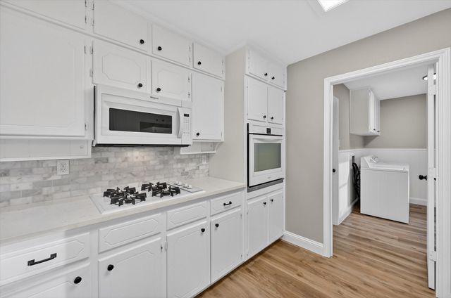 2515 Avonhill Drive, Arlington, TX 76015