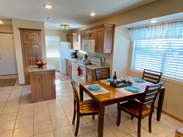 27 Blue Bird Way 3, Branson, MO 65616