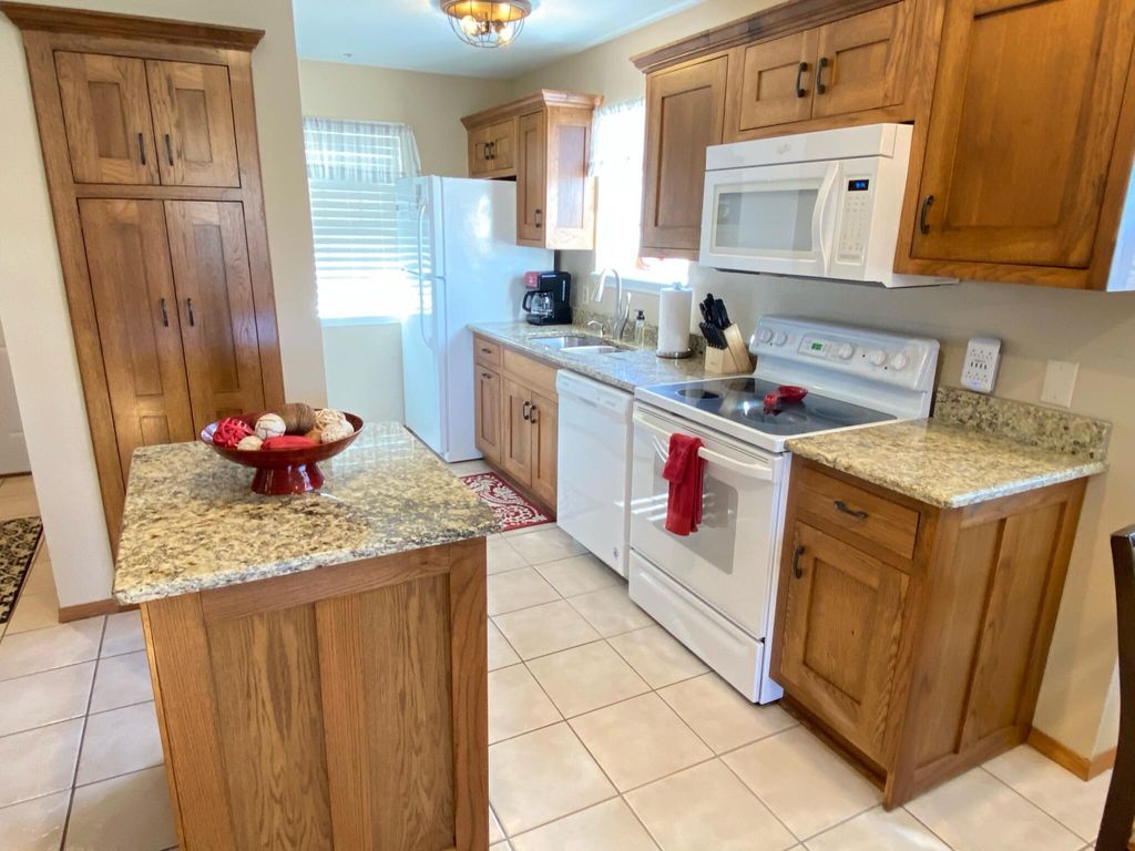 27 Blue Bird Way 3, Branson, MO 65616