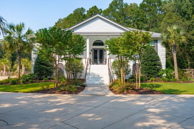 521 Cypress Point Drive, Summerville, SC 29486