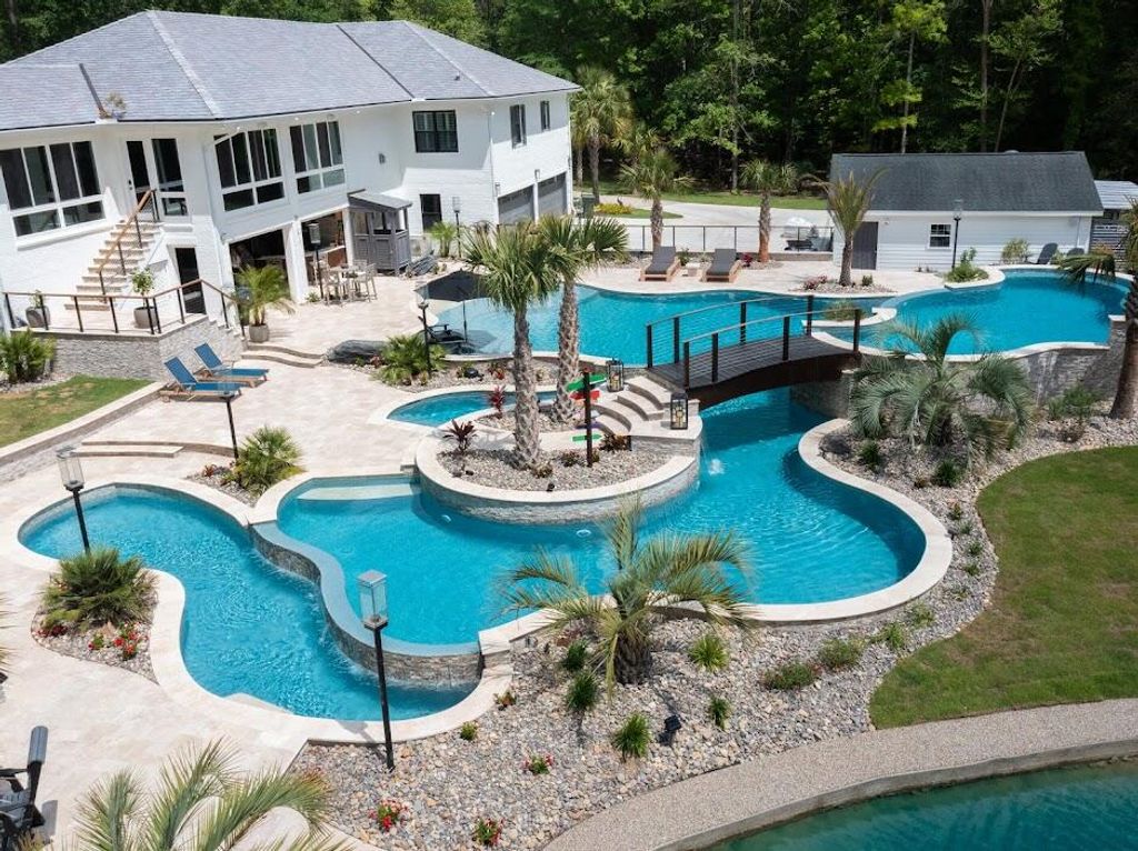 521 Cypress Point Drive, Summerville, SC 29486