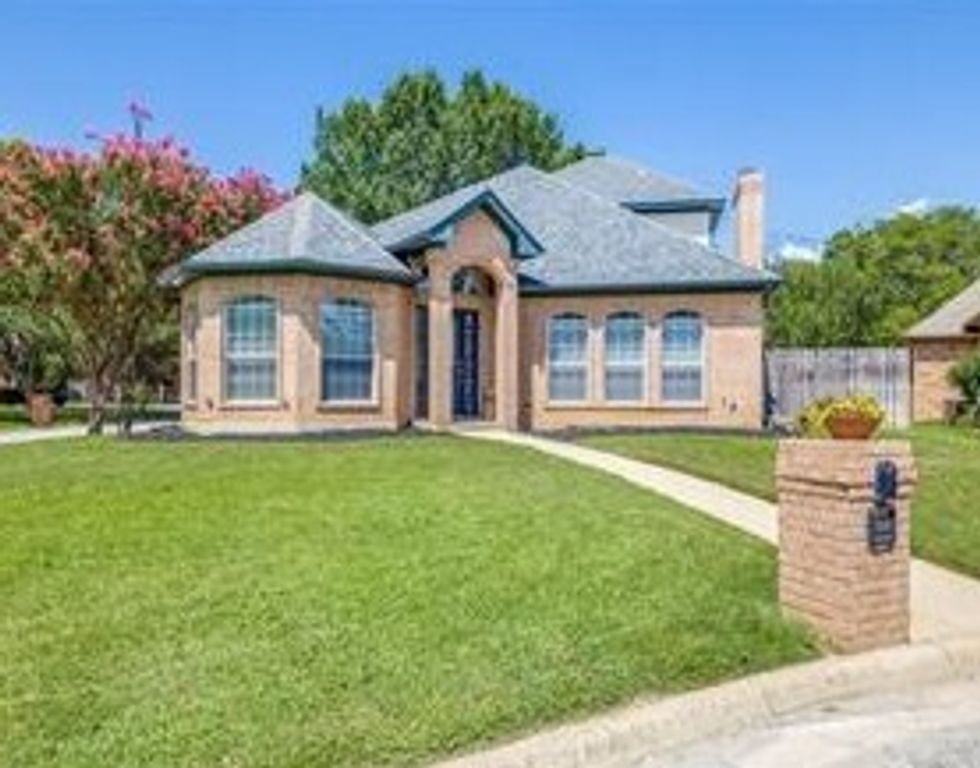 5108 Foxhaven Court, Arlington, TX 76017