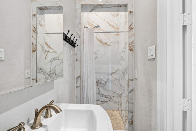 8226 Natchez Trail, Dallas, TX 75252