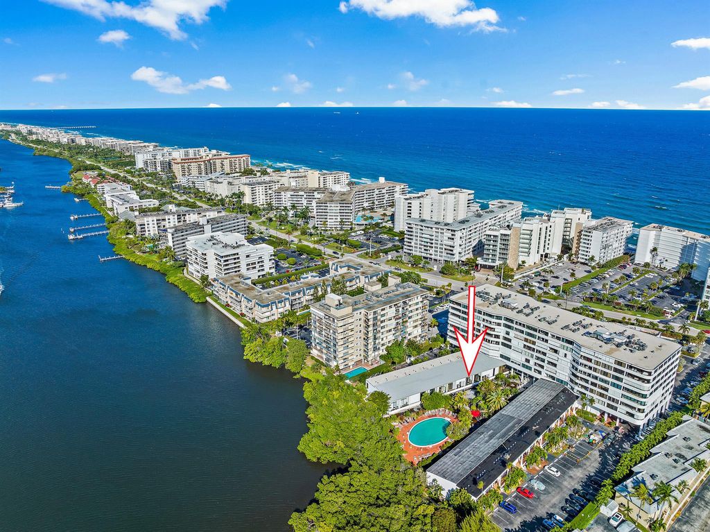 3589 S Ocean Boulevard 26, South Palm Beach, FL 33480