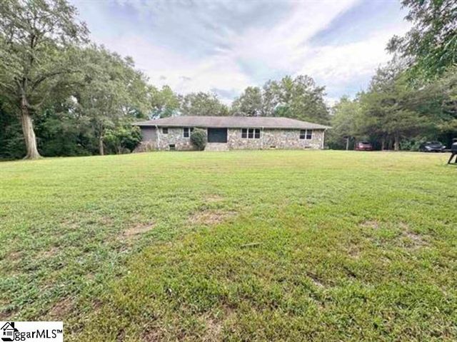 11 Burkett Street, Pelzer, SC 29669
