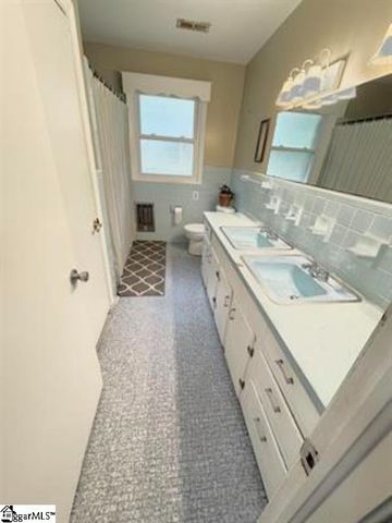 11 Burkett Street, Pelzer, SC 29669