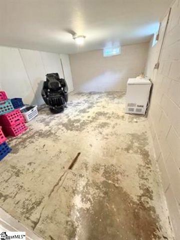 11 Burkett Street, Pelzer, SC 29669