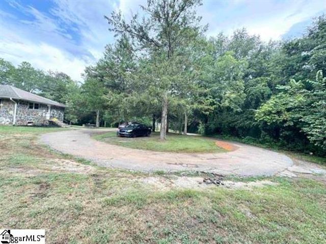 11 Burkett Street, Pelzer, SC 29669