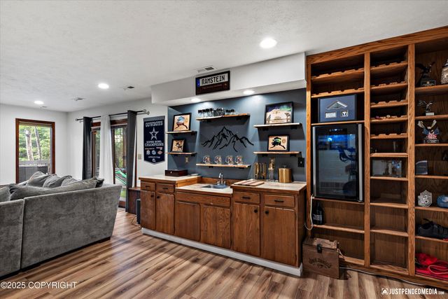 10510 Constitution Circle, Eagle River, AK 99577