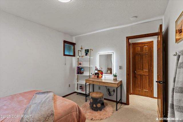 10510 Constitution Circle, Eagle River, AK 99577