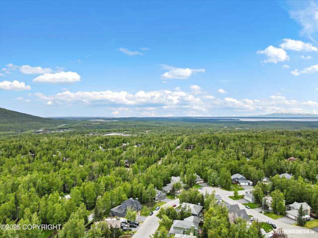 10510 Constitution Circle, Eagle River, AK 99577