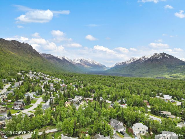 10510 Constitution Circle, Eagle River, AK 99577