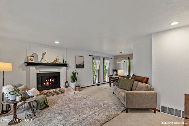 10510 Constitution Circle, Eagle River, AK 99577