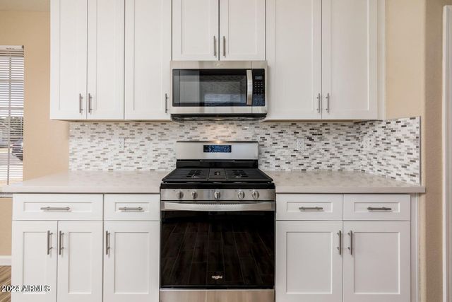 8564 W Ocotillo Road, Glendale, AZ 85305