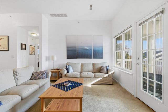 2233 S Main Street, Ann Arbor, MI 48103