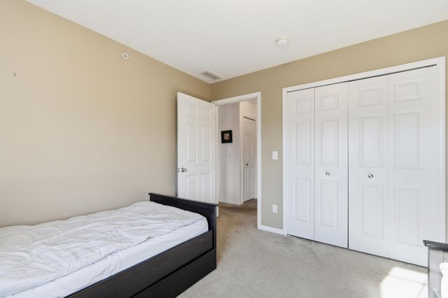 2233 S Main Street, Ann Arbor, MI 48103