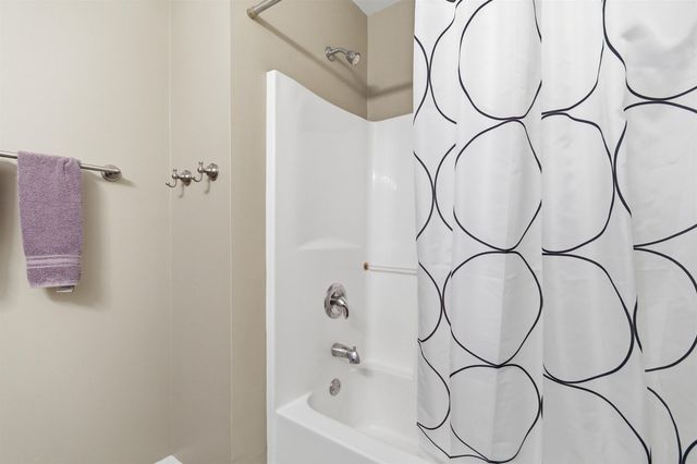 2233 S Main Street, Ann Arbor, MI 48103