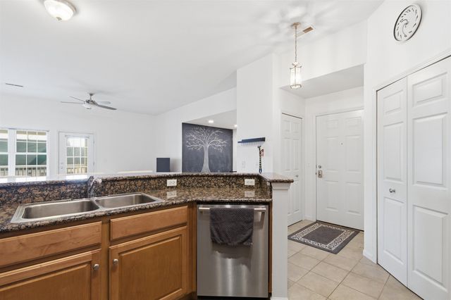 2233 S Main Street, Ann Arbor, MI 48103