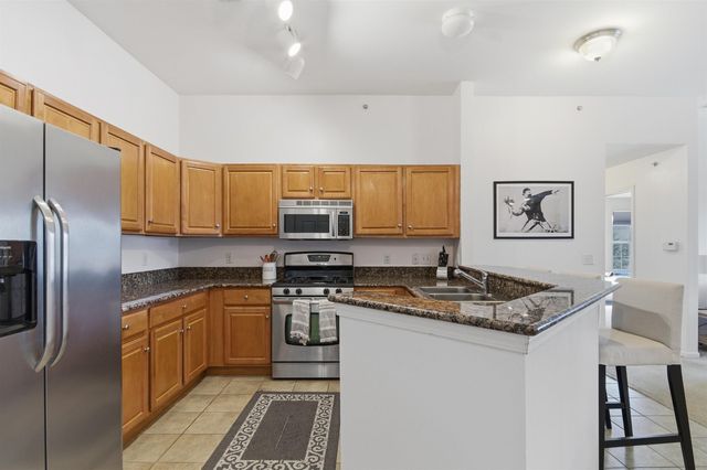 2233 S Main Street, Ann Arbor, MI 48103