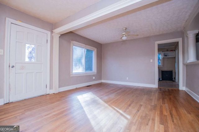 304 Taliaferro Drive, Hogansville, GA 30230