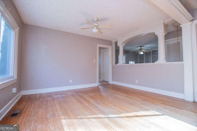 304 Taliaferro Drive, Hogansville, GA 30230