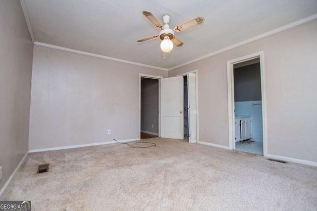 304 Taliaferro Drive, Hogansville, GA 30230