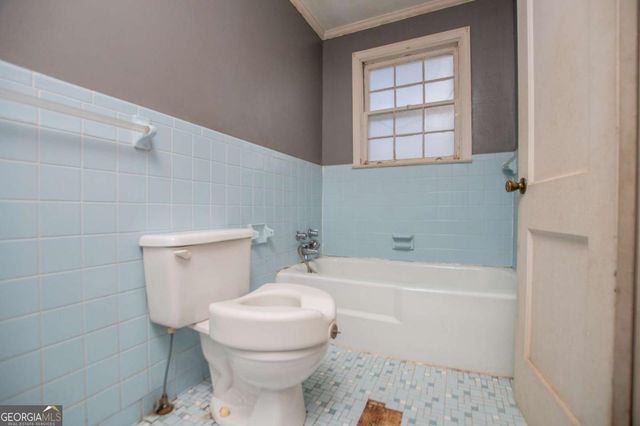 304 Taliaferro Drive, Hogansville, GA 30230