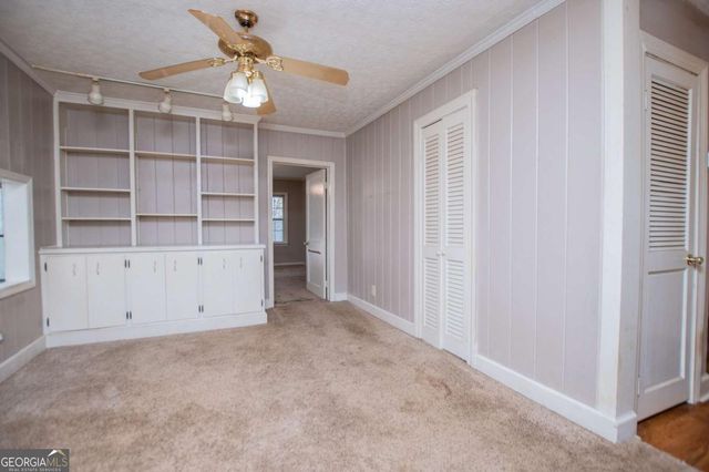 304 Taliaferro Drive, Hogansville, GA 30230