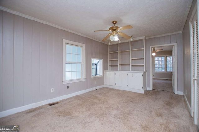 304 Taliaferro Drive, Hogansville, GA 30230