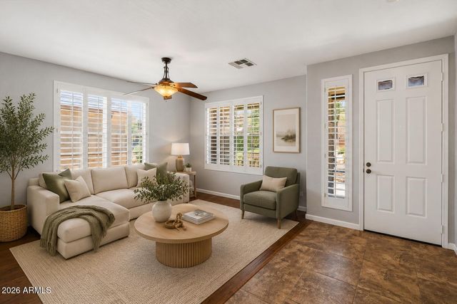 3009 W TRAPANOTTO Road, Phoenix, AZ 85086