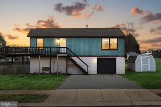 3160 JESSICA RD, Dover, PA 17315