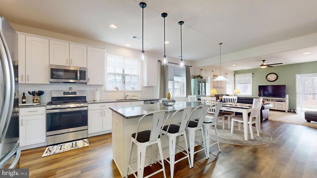 185 KELLER WAY, Mays Landing, NJ 08330