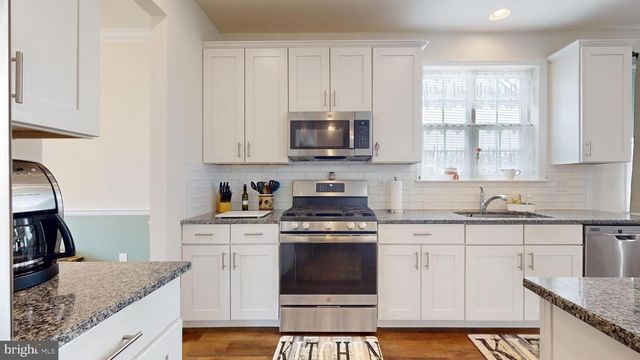 185 KELLER WAY, Mays Landing, NJ 08330