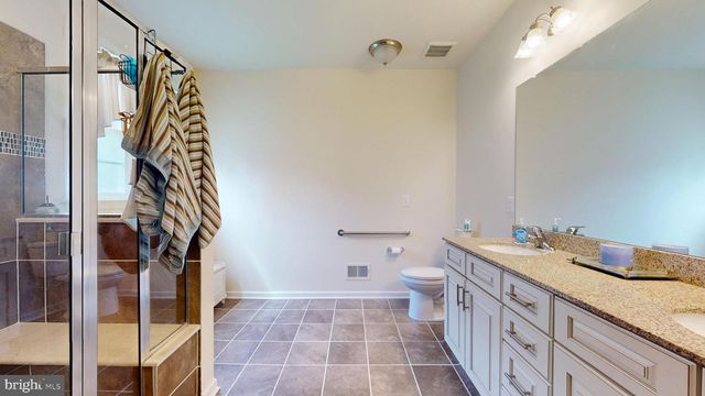 185 KELLER WAY, Mays Landing, NJ 08330