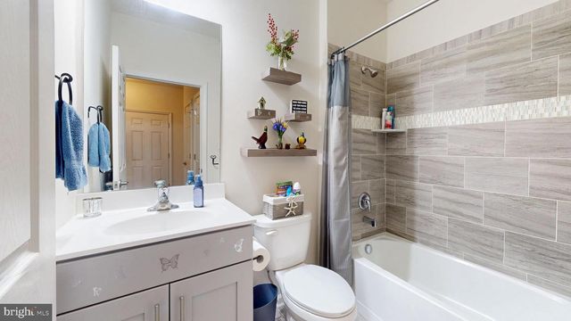 185 KELLER WAY, Mays Landing, NJ 08330