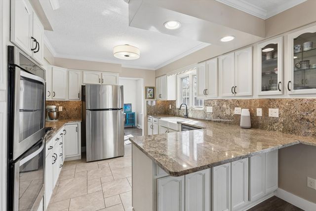 2515 E George Washington Boulevard, Davenport, IA 52803