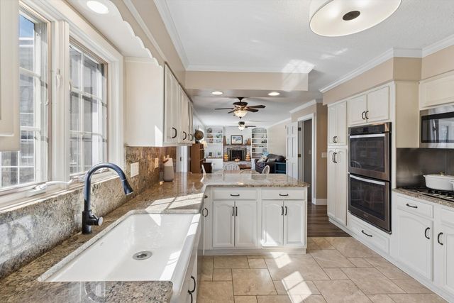 2515 E George Washington Boulevard, Davenport, IA 52803