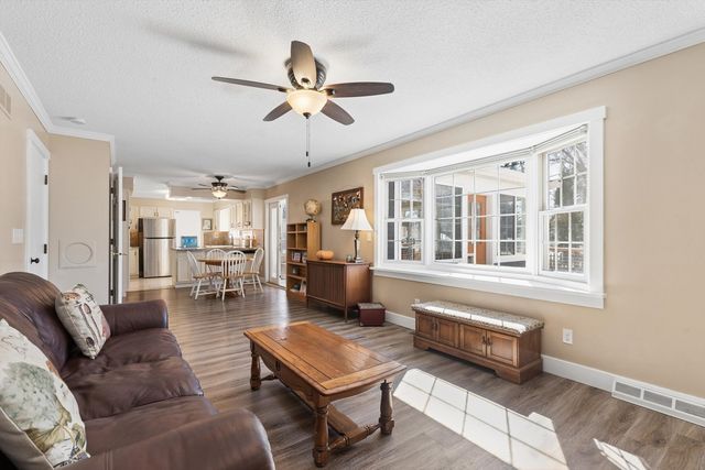 2515 E George Washington Boulevard, Davenport, IA 52803