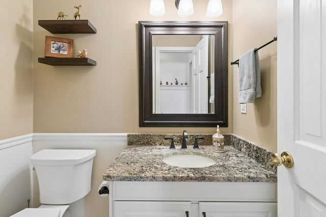 2515 E George Washington Boulevard, Davenport, IA 52803