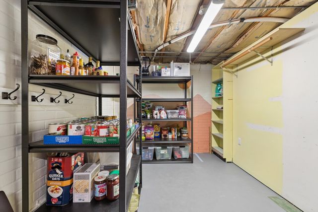 2515 E George Washington Boulevard, Davenport, IA 52803