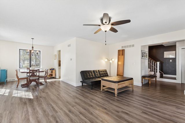 2515 E George Washington Boulevard, Davenport, IA 52803