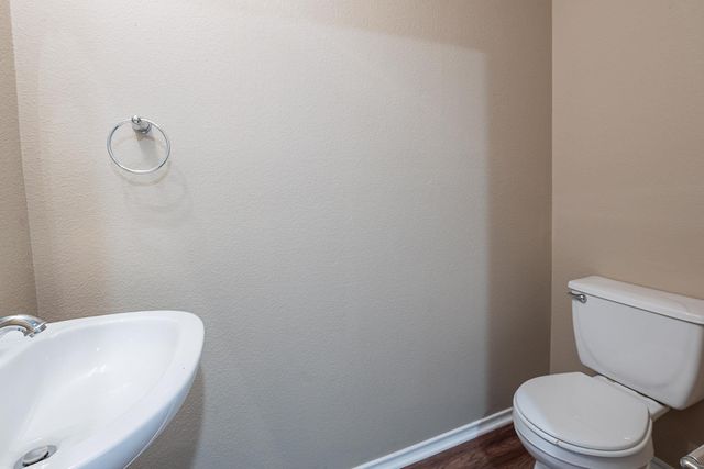 146 Pebble Creek LN, Buda, TX 78610