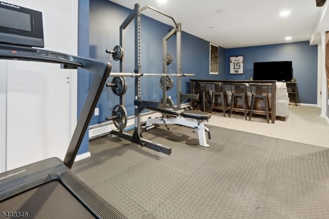 226 Edison St, Clifton City, NJ 07013