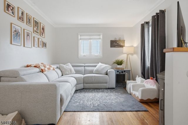 226 Edison St, Clifton City, NJ 07013