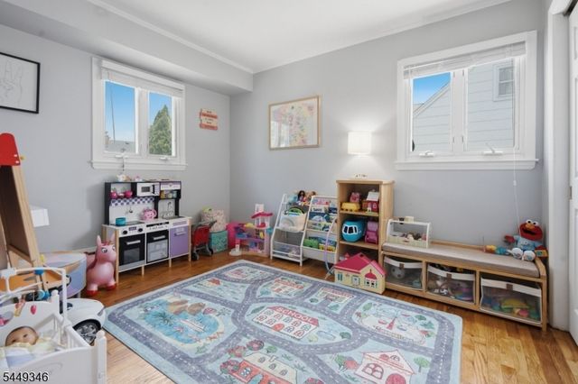 226 Edison St, Clifton City, NJ 07013