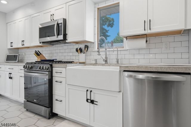 226 Edison St, Clifton City, NJ 07013