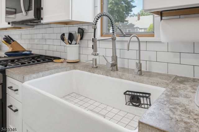 226 Edison St, Clifton City, NJ 07013