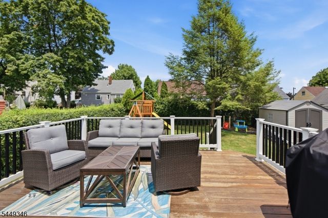 226 Edison St, Clifton City, NJ 07013