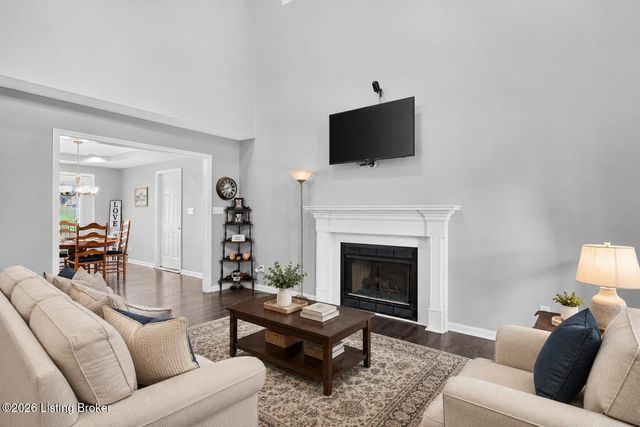 409 E Vine St, Shelbyville, KY 40065